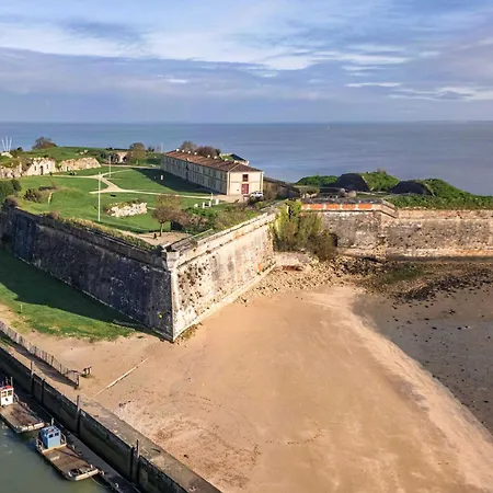 Charmante Maison Piscine Partagee * Le Château-dʼOléron